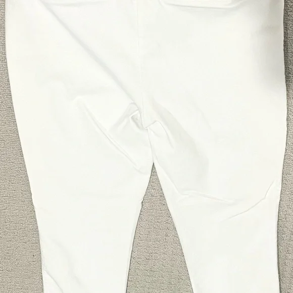 Croft & Barrow Women's White Straight Leg Pants - Picture 3 of 6
